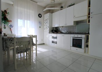 Two-room apartment Via Lupi di Toscana, Bareggio - photo 7