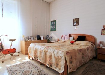 Two-room apartment Via Lupi di Toscana, Bareggio - photo 16