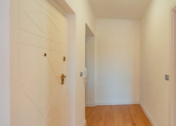 Two-room apartment Via Massimo D'Azeglio, Busca - photo 12
