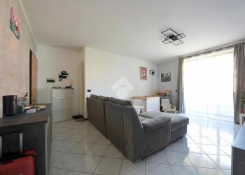 Three-room apartment Via Ronchetti, Masate - photo 1