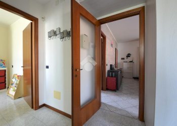 Three-room apartment Via Ronchetti, Masate - photo 26