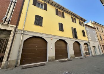 Facciata - Quadrilocale via Luigi Sassi, 10, Imola - foto 1