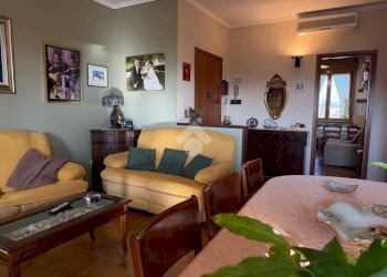 Three-room apartment Via Aldo Moro, Vignate - photo 8