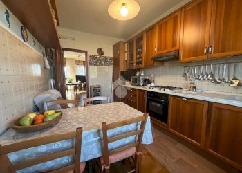 Three-room apartment Via Aldo Moro, Vignate - photo 12