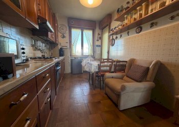 Three-room apartment Via Aldo Moro, Vignate - photo 15
