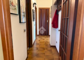 Three-room apartment Via Aldo Moro, Vignate - photo 16