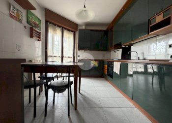 Three-room apartment Piazza Sandro Pertini, Pessano con Bornago - photo 16