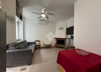 Two-room apartment Via Cavour, Grezzago - photo 3