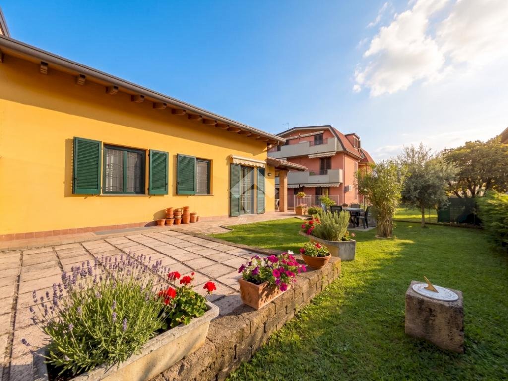Villa Via Milano, Grezzago - photo 2