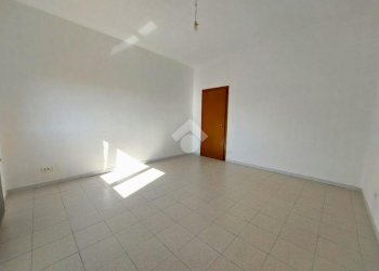 Three-room apartment Via saffi, Vittuone - photo 12