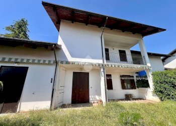 Portion of a house Via Roma, Moncucco Torinese - photo 4