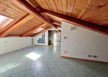 Portion of a house Via Roma, Moncucco Torinese - photo 19