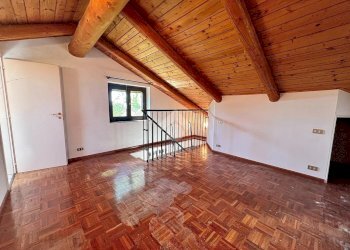 Portion of a house Via Roma, Moncucco Torinese - photo 25