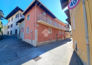 Three-room apartment Via Umberto I°, Viverone - photo 1