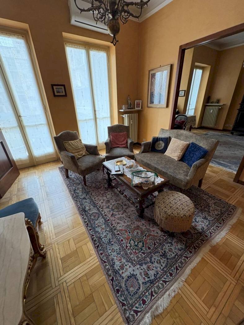 Four-room apartment Via Piave, Cuneo (neighborhood Cuneo Nuova) - photo 3