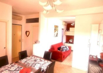 Trilocale Viale Angelo Masini, 4, Bologna (zona Centro Storico) - foto 2