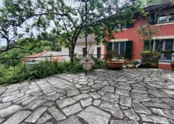 Semi-detached house Località Tolara, Lumarzo - photo 1