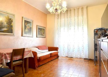 Three-room apartment Bellusco - photo 1
