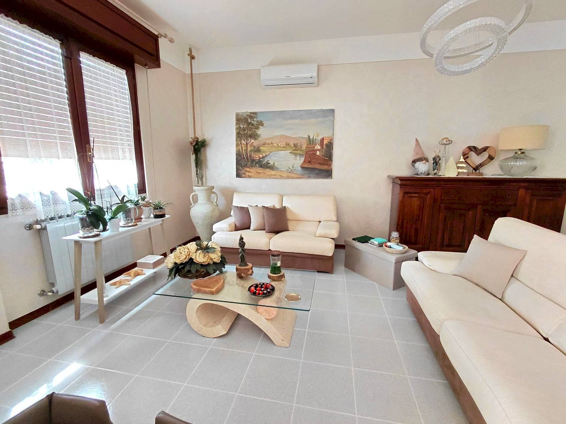 Foto 1 - Villa Via Fratelli Tolotti
 
10, Villa Carcina - photo 1