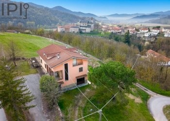Foto 2 - Villa Località Bricco
 
2, Monesiglio - photo 2