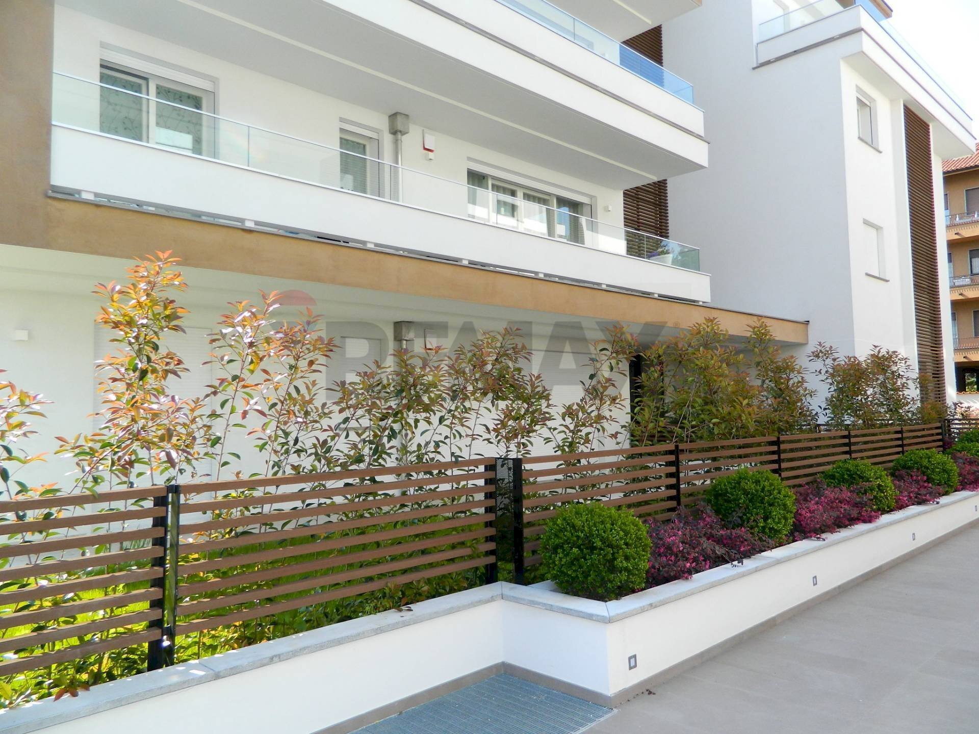 Edificio all\'aperto - Appartamento Parabiago - foto 3