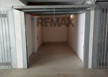 Parcheggio - Box Via Leonardo da Vinci
 
7, Settimo Milanese - foto 8