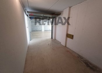 Parcheggio - Box Via Leonardo da Vinci
 
7, Settimo Milanese - foto 12