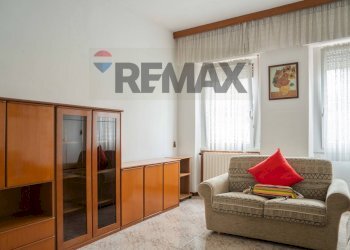 Soggiorno - Appartamento via Roma
 
73, Nerviano - foto 2