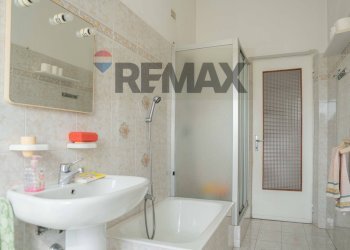 Bagno - Appartamento via Roma
 
73, Nerviano - foto 19