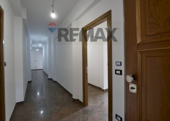 Hall / corridoio - Two-room apartment Via Crotone, Roseto Capo Spulico - photo 3
