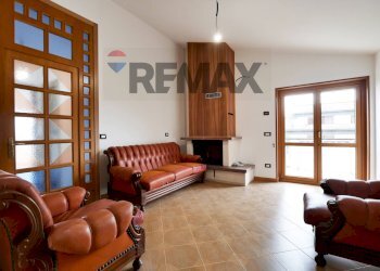 Soggiorno - Two-room apartment Via Crotone, Roseto Capo Spulico - photo 6