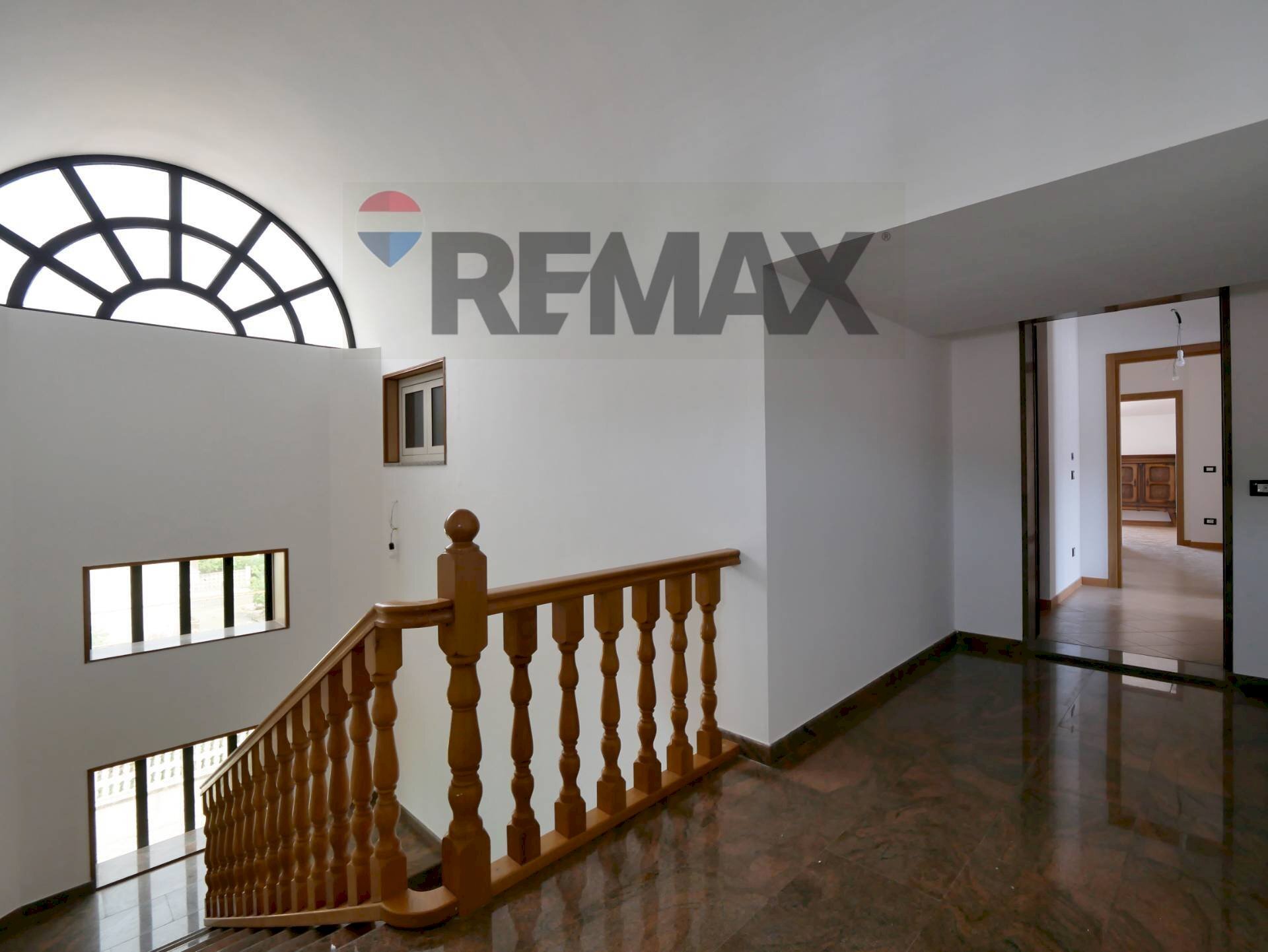 Scale - Two-room apartment Via Crotone, Roseto Capo Spulico - photo 3