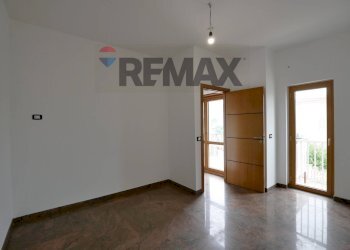 Stanza vuota - Two-room apartment Via Crotone, Roseto Capo Spulico - photo 7