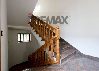 Scale - Two-room apartment Via Crotone, Roseto Capo Spulico - photo 4