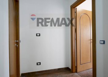Hall / corridoio - Two-room apartment Via Crotone, Roseto Capo Spulico - photo 5