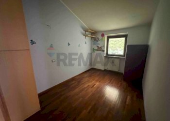 Stanza vuota - Villa Via Ticino
 
22, Varese - foto 4