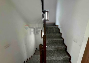 Scale - Villa Via Ticino
 
22, Varese - foto 11