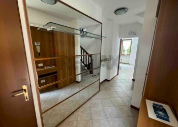 Hall / corridoio - Villa Via Ticino
 
22, Varese - foto 13