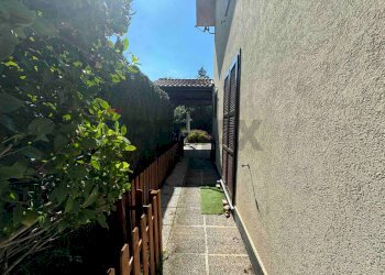 Balcone - Villa Via Ticino
 
22, Varese - foto 28