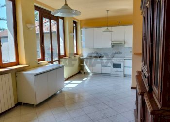 Cucina - Casa semi indipendente PIAZZA PARROCCHIALE
 
15, Galliate Lombardo - foto 5