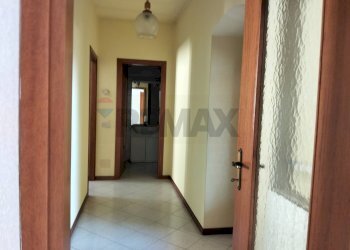 Hall / corridoio - Casa semi indipendente PIAZZA PARROCCHIALE
 
15, Galliate Lombardo - foto 16