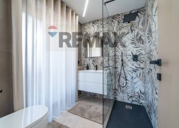 Bagno ospiti - Casa indipendente Viale San Teodoro
 
11/12, Catania - foto 20