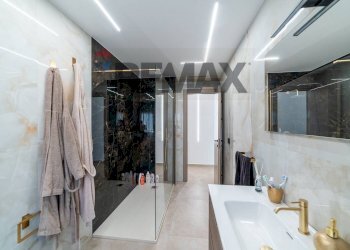 Bagno - Casa indipendente Viale San Teodoro
 
11/12, Catania - foto 30