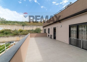 Terrazza zona notte - Casa indipendente Viale San Teodoro
 
11/12, Catania - foto 34