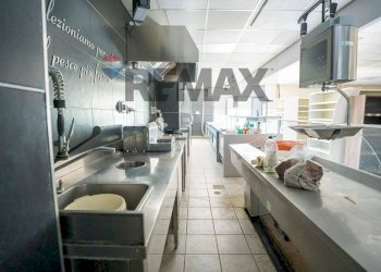 Cucina - Commercial Activity Via Pietro Lupo
 
84, Paterno - photo 25