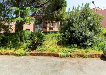Giardino - Appartamento Via Umberto
 
20, Sant'Agata Li Battiati - foto 44