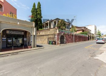 Edificio all\'aperto - Appartamento Via Umberto
 
20, Sant'Agata Li Battiati - foto 50