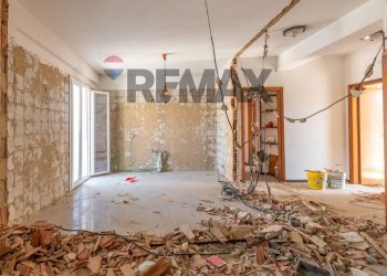 Stanza vuota - Three-room apartment Via Luigi Settembrini
 
20, Caltagirone - photo 3