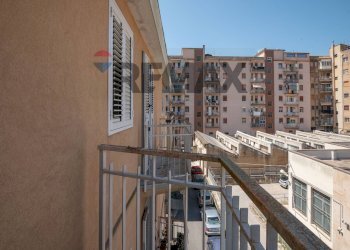 Balcone - Three-room apartment Via Luigi Settembrini
 
20, Caltagirone - photo 19