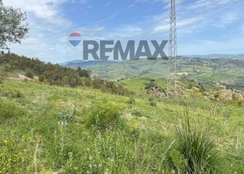 Vista delle montagne - Agricultural land Contrada San Giuliano, Agira - photo 12